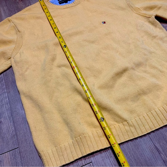 Yellow Tommy Hilfigure Crewneck Sweater SZ XL - Picture 5 of 8